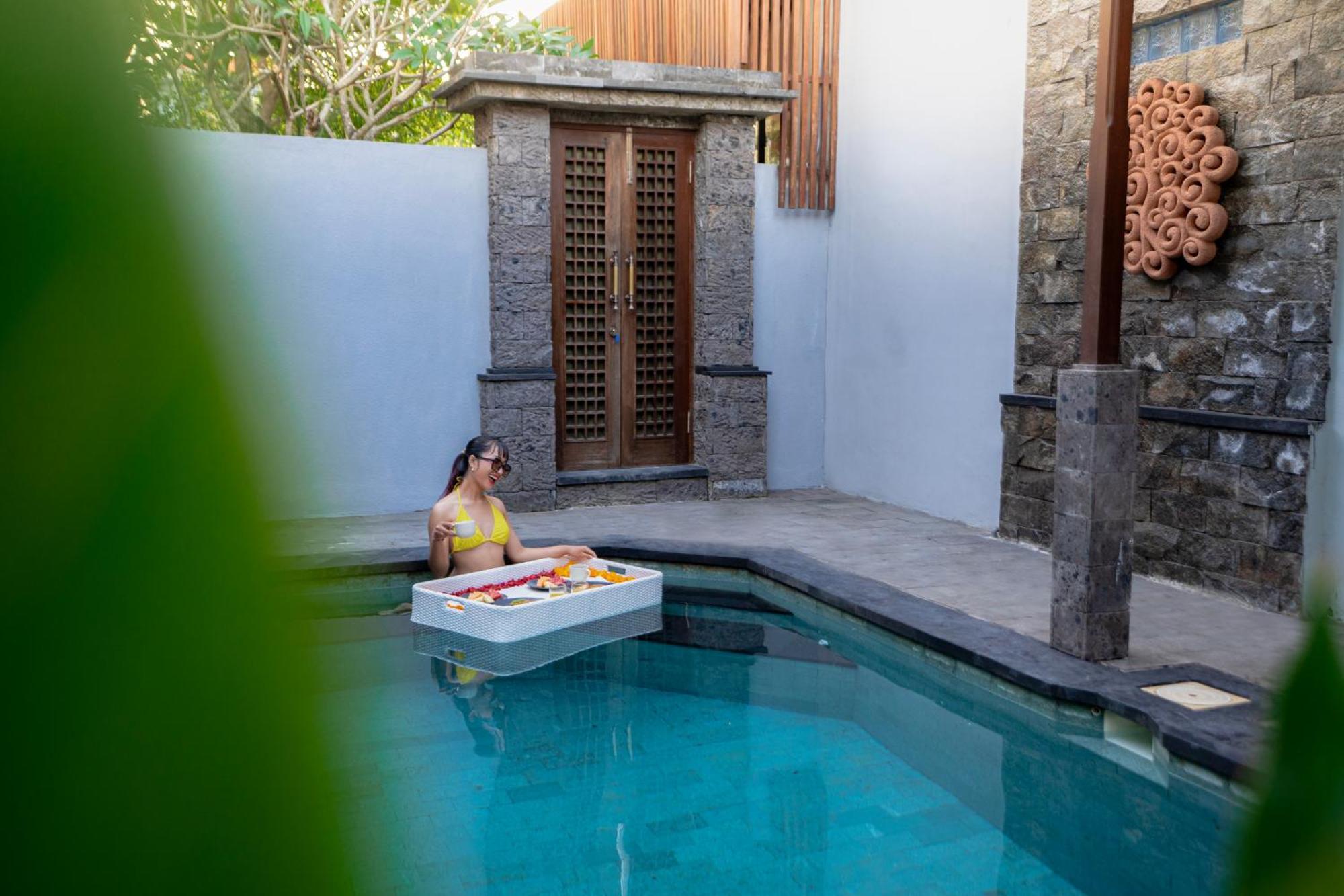 Kusuma Living And