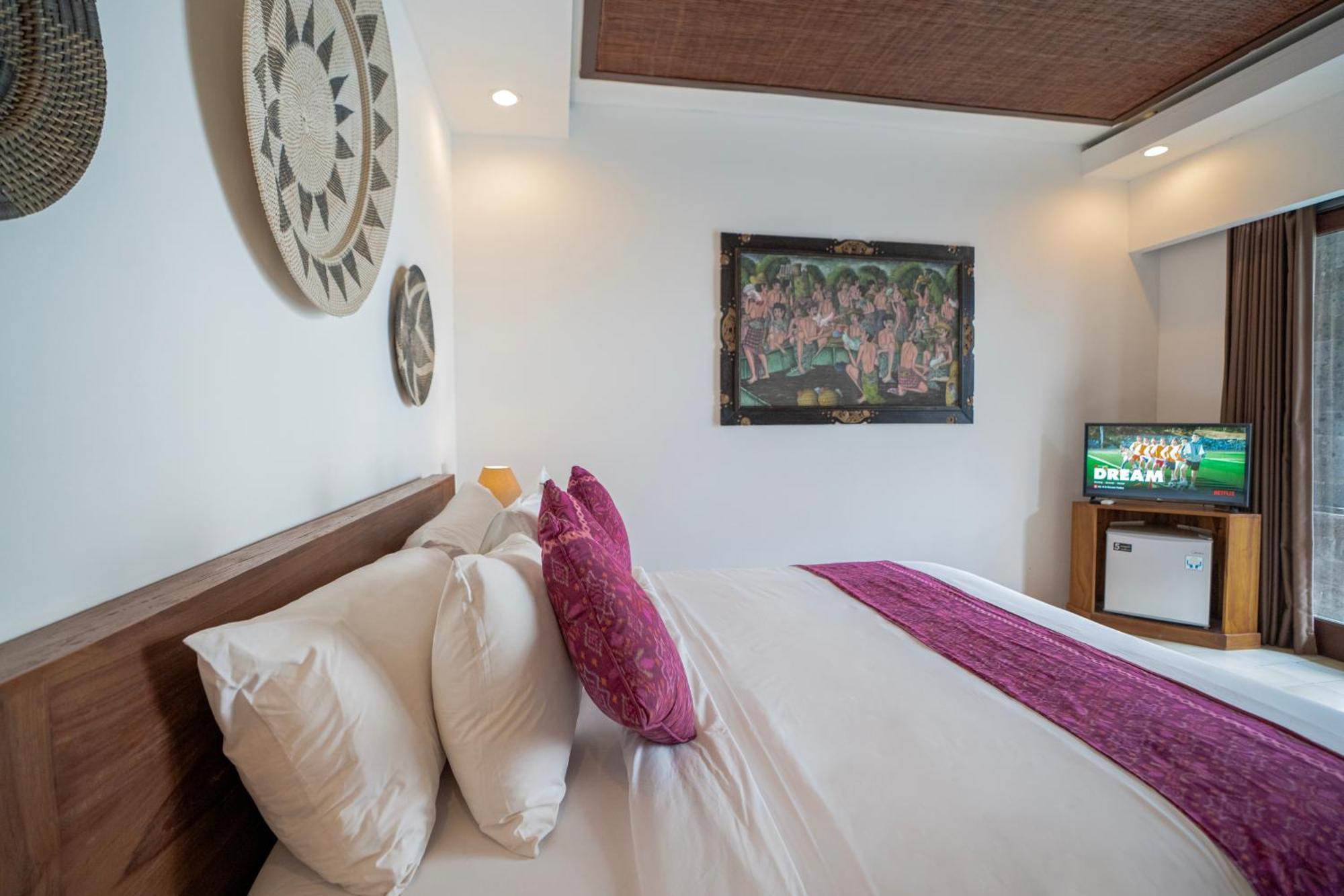 Villa Kusuma Living And